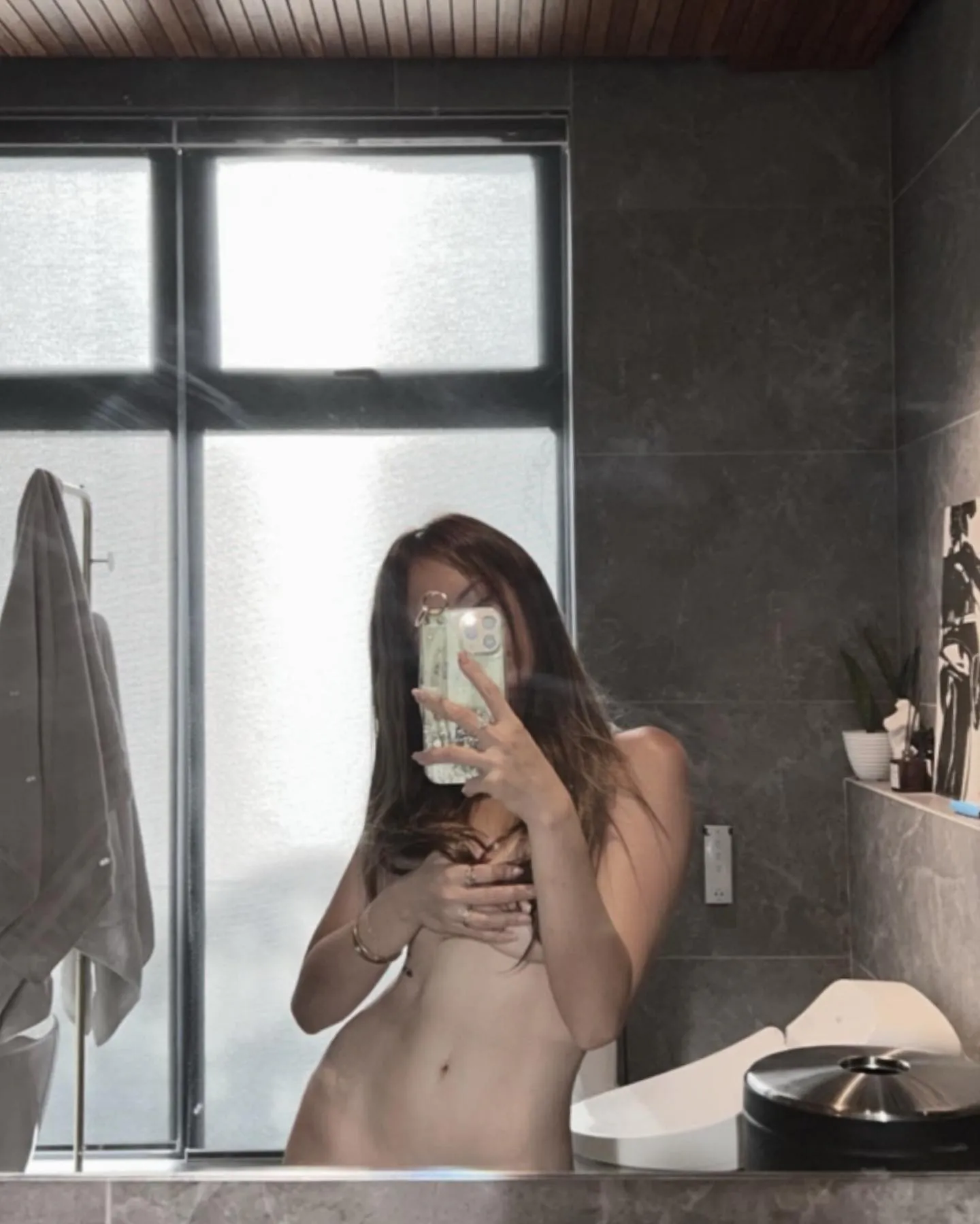 Ellen Adarna